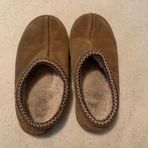 UGG Tasman Slippers - Sz 6.5